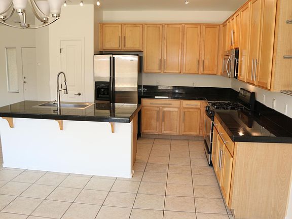 5th image of 10664 E Oakbrook St