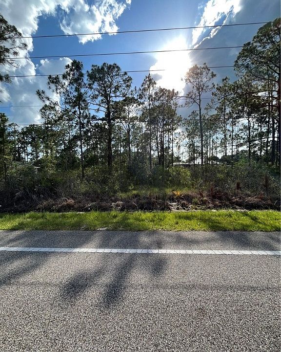 2nd image of 5605 Lakewood Rd