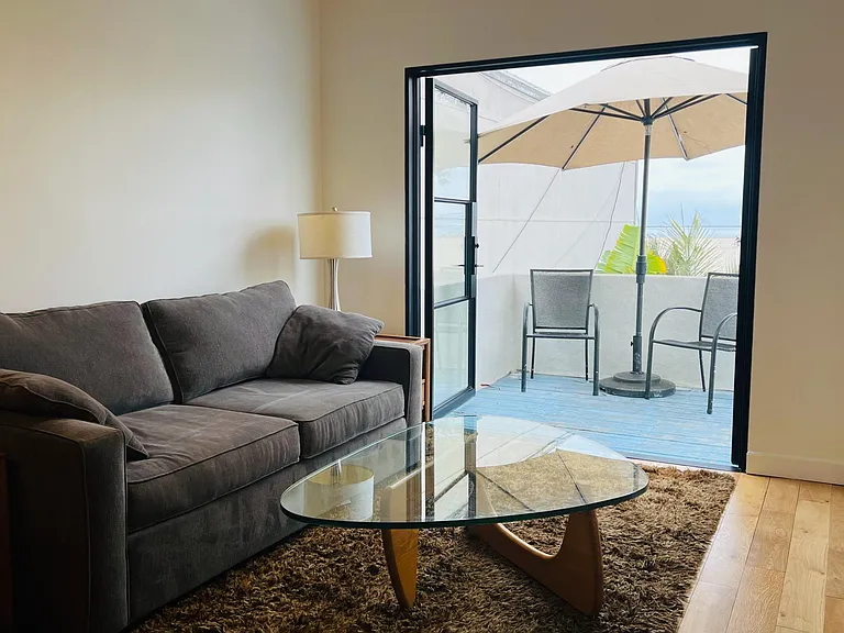 14 Nieto Ave — Photo 1