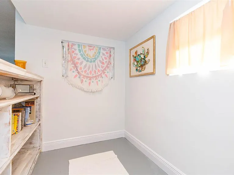 4206 W Wisconsin Ave — Photo 40