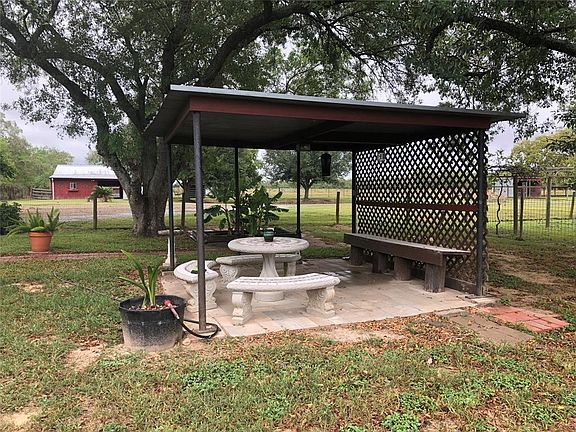 2nd image of 7031 1/2 Kamas Ln