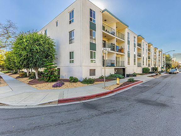 2nd image of 500 Jackson Pl Unit 112