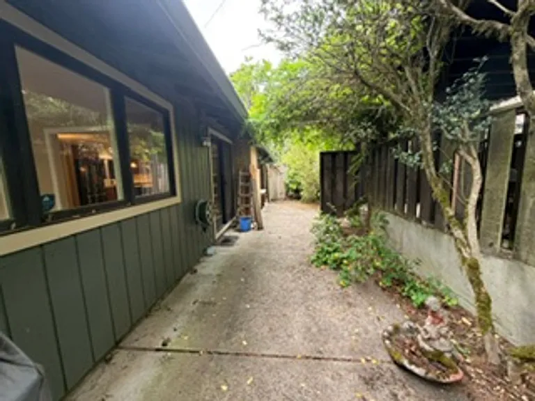 4400 Chapman Way — Photo 38