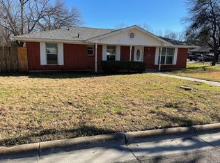 109 SW Cindy Ln, Burleson, TX 76028