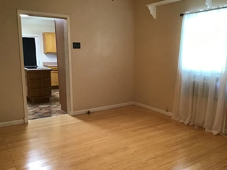 8215 E Loop 1604 S — Photo 5