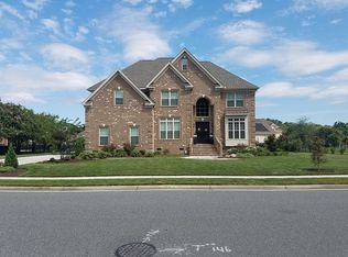 314 Scone Castle Loop, Chesapeake, VA 23322