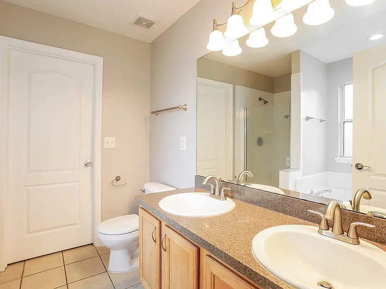 1299 Summit Oaks Dr E — Photo 12