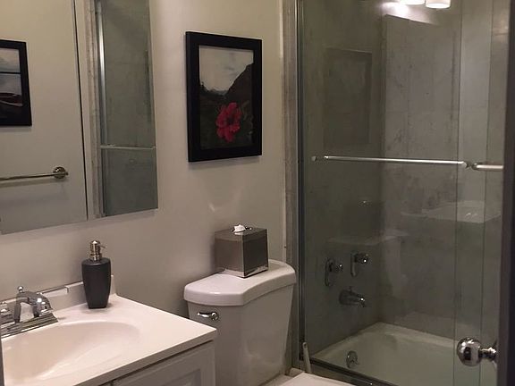 3rd image of 301 E 87th St APT 7B