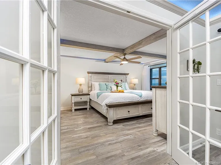9400 S Ocean Dr #706B — Photo 12