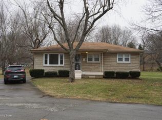 2500 Ranelle Ct, Louisville, KY 40216