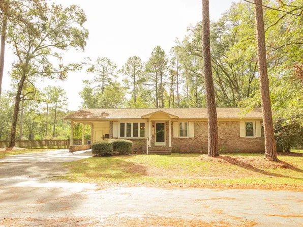 15 Cummings Ct, Walterboro, SC 29488