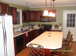 2656 Doe Valley Pkwy E, Brandenburg, KY 40108