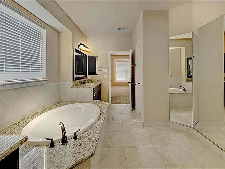 126 Hearthshire Cir — Photo 17
