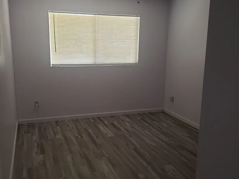 3847 Vine Ave — Photo 16