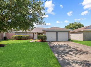 10019 Shell Rock Rd, La Porte, TX 77571