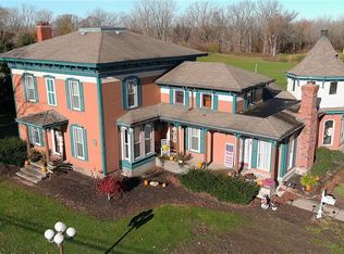 4621 Ridge Rd, Lockport, NY 14094