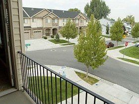 2nd image of 1477 W Stone Meadow Dr