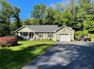15 Spicer Hill Rd, Ledyard, CT 06339