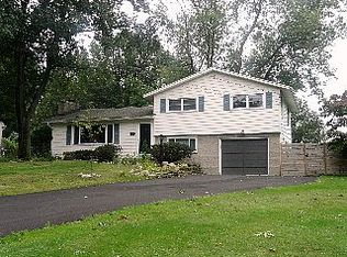 242 Chestnut St, Fredonia, NY 14063