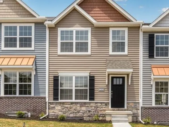 5345 Laurel Valley Ln, Enola, PA 17025