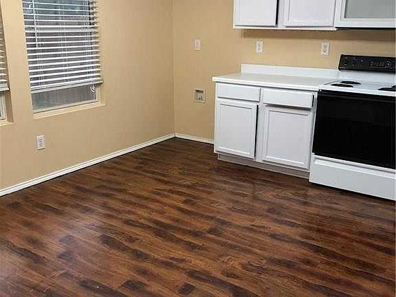 4th image of 2503 Cherry Dr
