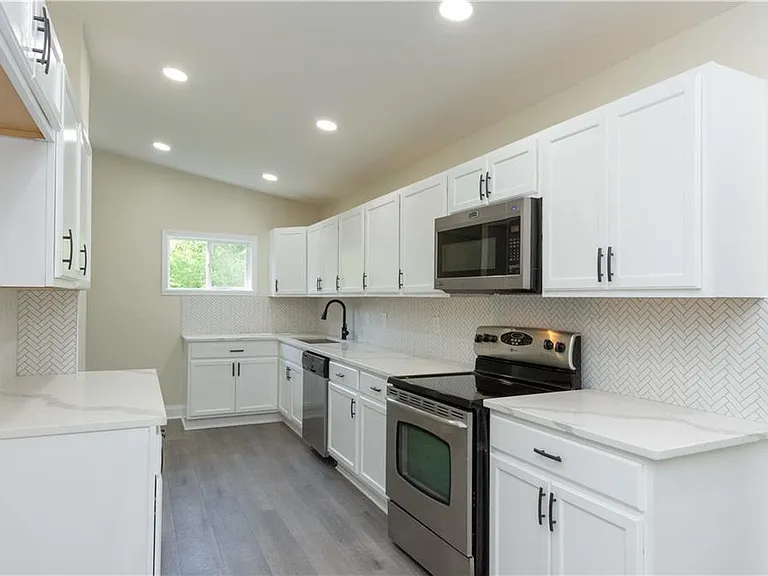 1645 Abner Ter NW — Photo 4