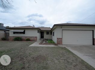 5772 N Angus St, Fresno, CA 93710