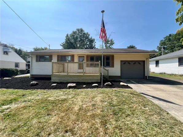 3016 Hilda Dr SE, Warren, OH 44484