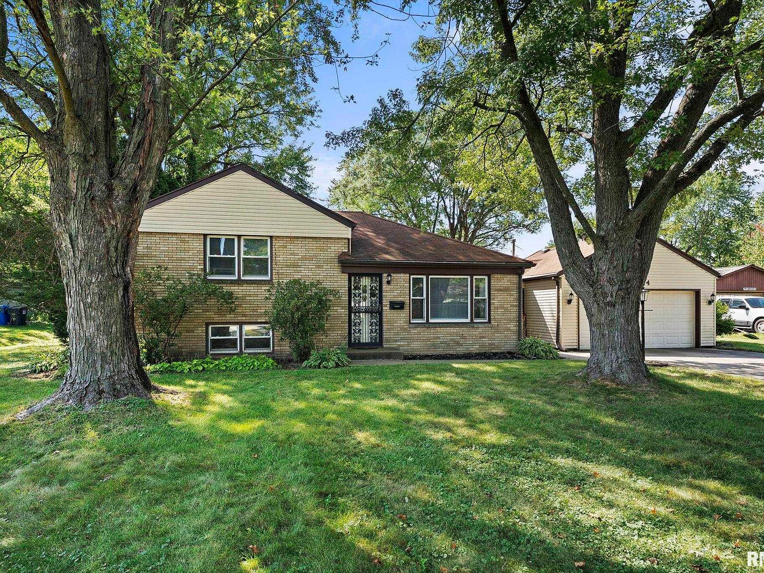 4724 27th Ave, Moline, IL 61265 Zillow