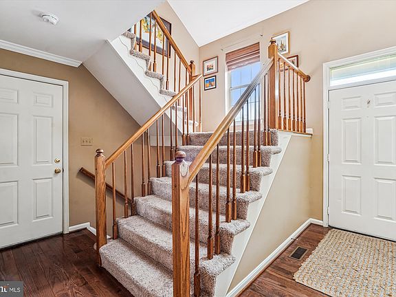 3rd image of 2950 Emerald Chase Dr