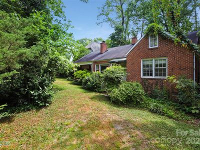 1400 Briar Creek Rd, Charlotte, NC, 28205