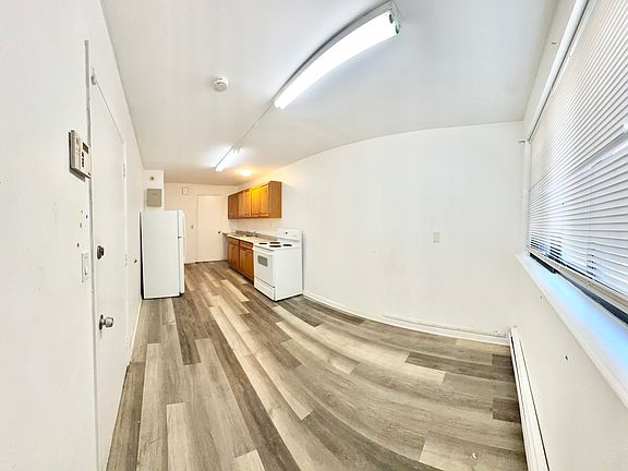2nd image of 822 McDonald Ave #Gf