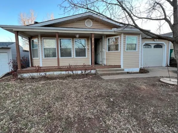 12232 Woodland Hills Dr, Oklahoma City, OK 73131