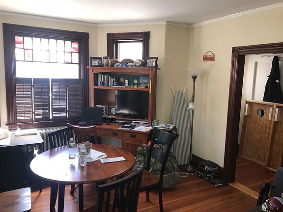 3rd image of 44 Charles St #1