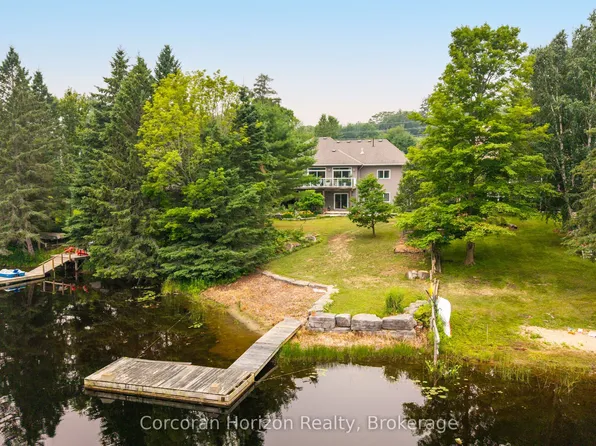 131 William St, Parry Sound, ON P2A 1V9