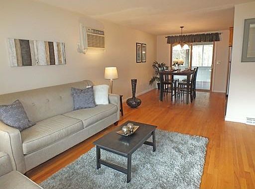 5th image of 155 Charles Dr