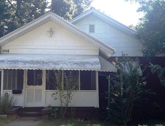 2nd image of 2316 Spruce St