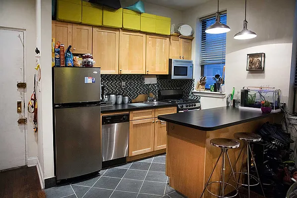 Rented by NextStopNY | media 4