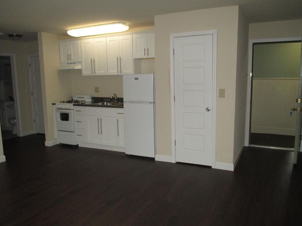 1st image of 21 Hasbrouck Dr APT C