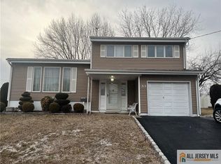 33 Gerard Ave, Old Bridge, NJ 08857