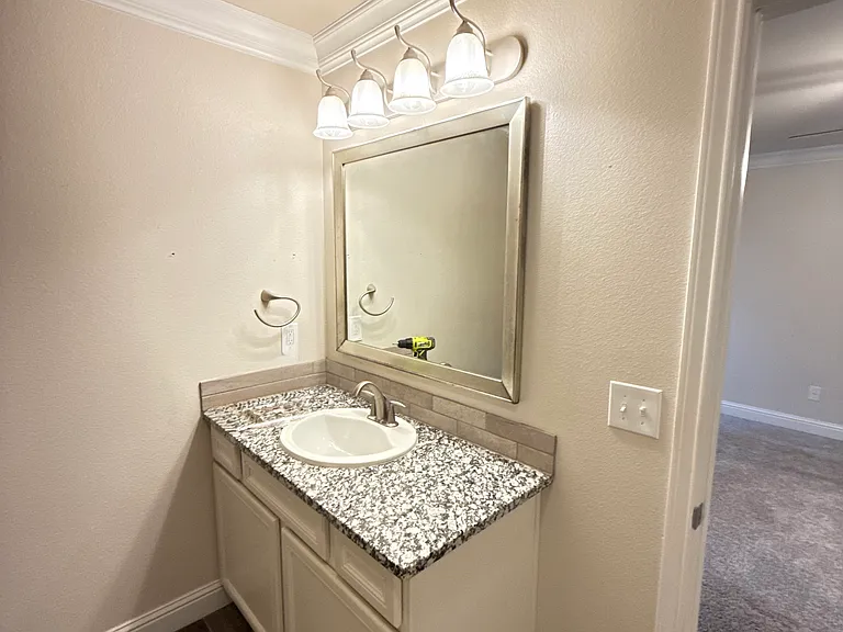 6918 Corral Dr — Photo 18