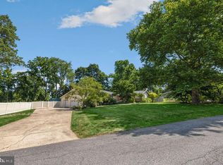 789 Whitebriar Rd, Hockessin, DE 19707