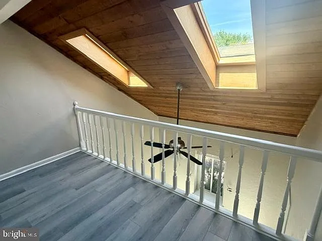127 Pinecrest Ln — Photo 4