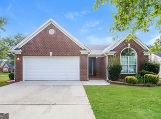 1515 Dunton Green Way, Lawrenceville, GA 30043