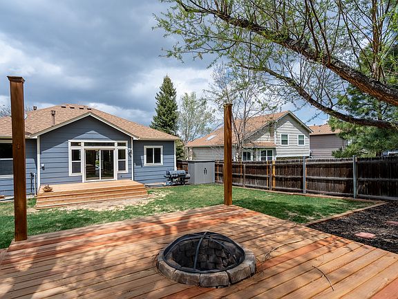 3rd image of 6431 Gemfield Dr
