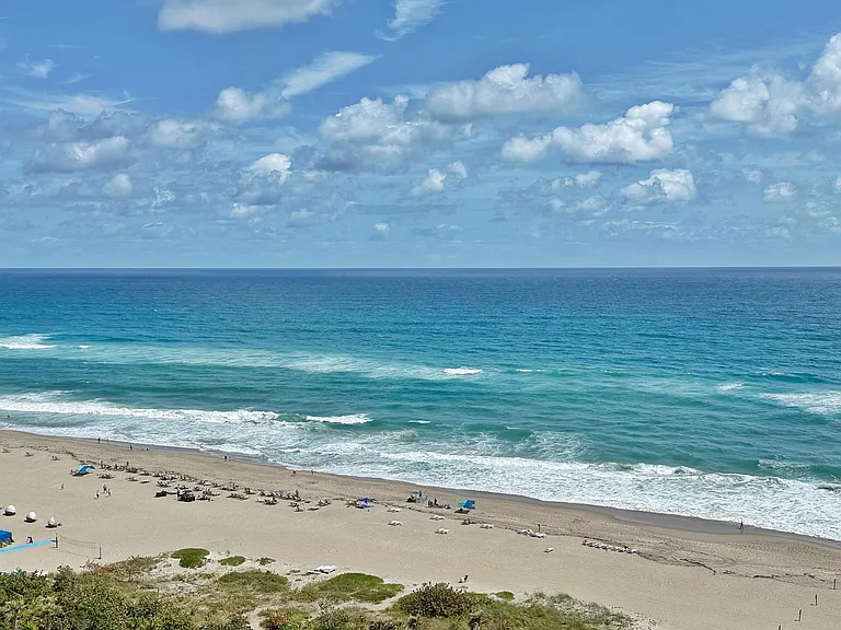 3000 N Ocean Dr #19B — Photo 2