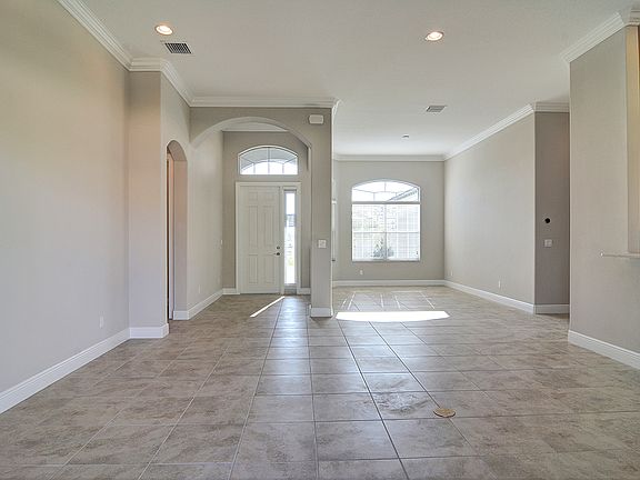 3rd image of 4733 Four Lakes Cir SW
