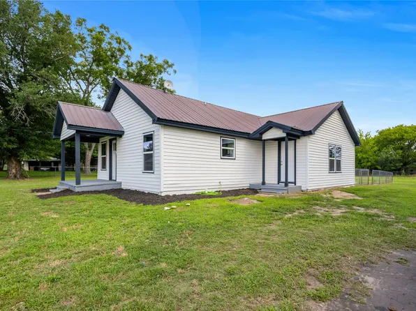 110 Orchard St, Alba, TX 75410