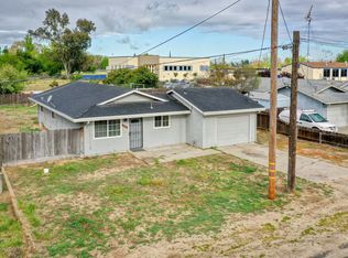10045 5th St, Delhi, CA 95315