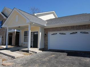 138 Lakes At Cheshire Dr, Delaware, OH 43015